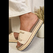 S0671450774_13.webp