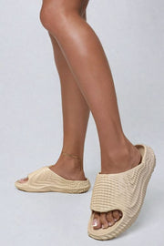 ikrush-cali-textured-open-toe-single-band-slide-sandals-1720535147539609-2.png