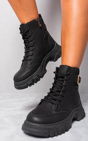 ikrush-clarissa-chunky-lace-up-platform-ankle-boots-1693395103-DSC3137.jpg
