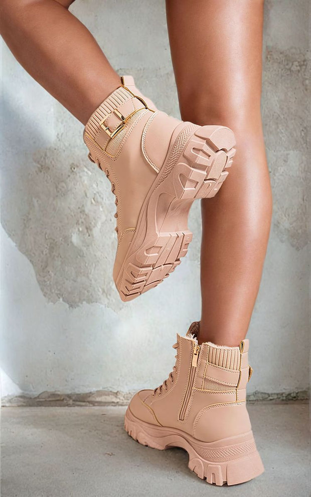 ikrush-clarissa-chunky-lace-up-platform-ankle-boots-1721981724ikrush-clarissa-chunky-lace-up-platform-ankle-boots-1693395126-DSC2975.jpg