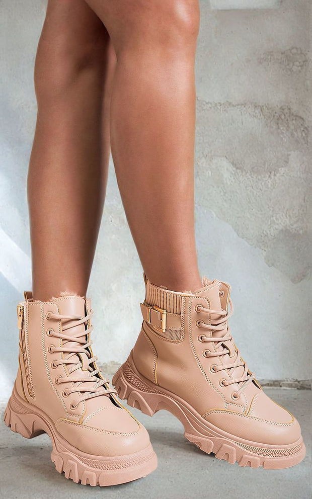ikrush-clarissa-chunky-lace-up-platform-ankle-boots-1721981724ikrush-clarissa-chunky-lace-up-platform-ankle-boots-1693395130-DSC2976.jpg
