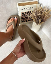 ikrush-cora-chunky-platform-flip-flops-sandals-1720111365Untitled-design-3.jpg