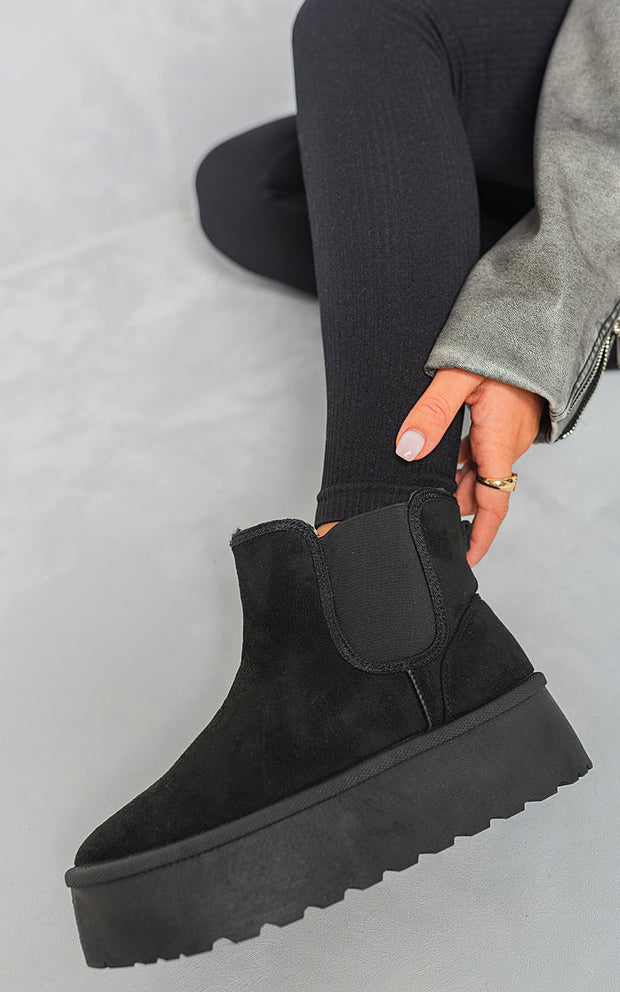 ikrush-edith-fluffy-platform-sole-chelsea-faux-fur-lined-ankle-boots-1696357893-DSC5182_yagv-a8.jpg