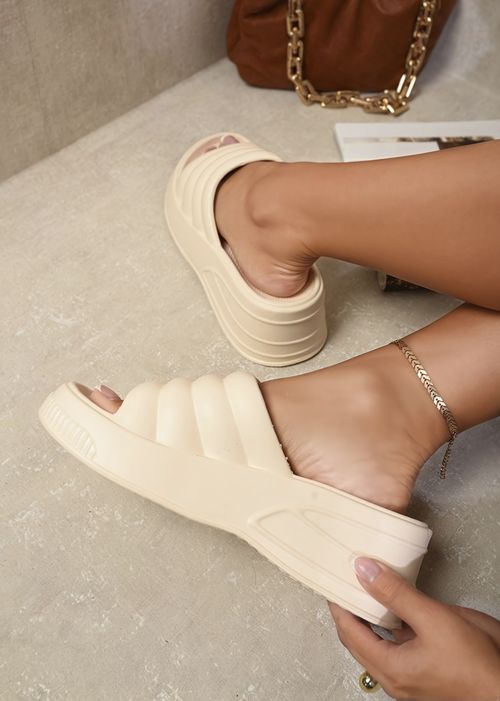 ikrush-helena-open-toe-platform-wedge-slide-sandals-1720687670-DSC0919_wkvq-27.png