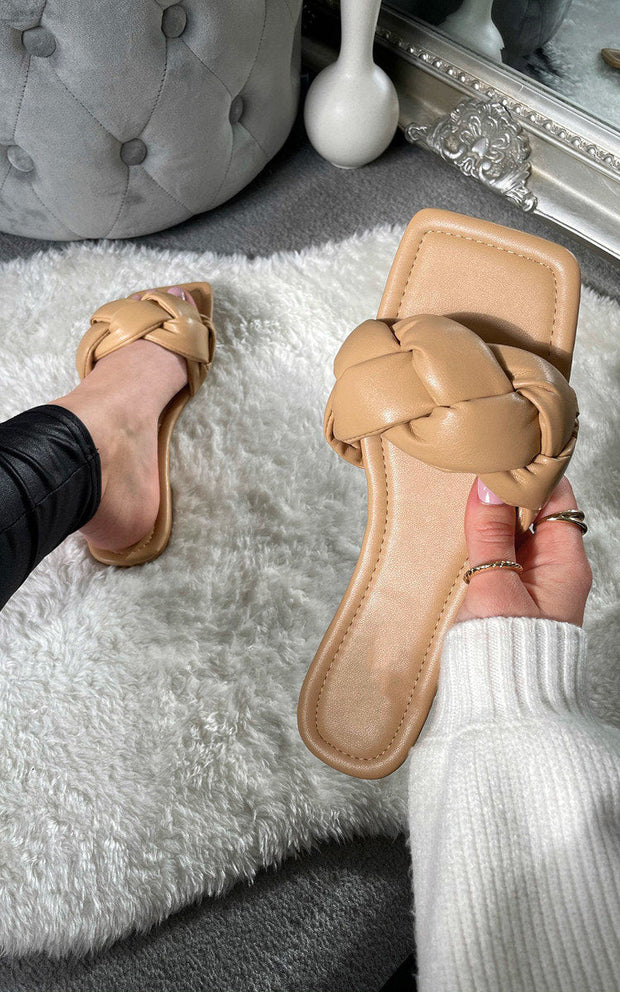 ikrush-juna-woven-sliders-1616145641image00073-2-_rzu8-bg.jpg