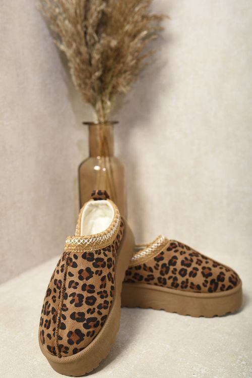 ikrush-kylie-aztec-detail-low-ankle-platform-kids-slipper-boots-1728750127-DSC4135.jpg
