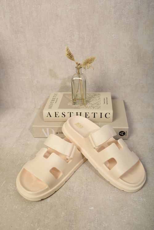 ikrush-lucille-cut-out-open-toe-strappy-sandals-1712853512537867.jpg