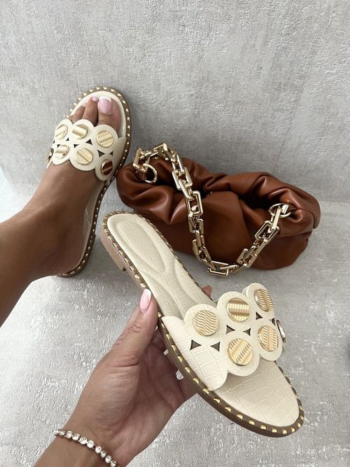 ikrush-vivian-studded-strap-flat-sandals-1720113061IMG-3652.jpg